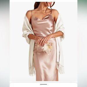 Women’s Pashmina - Ivory